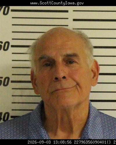 Booking photo of Dennis Lopez