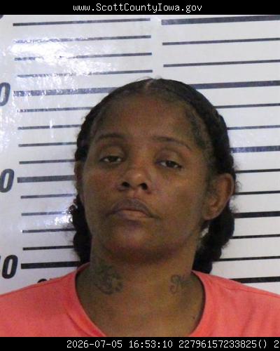 Booking photo of Delisa Roland