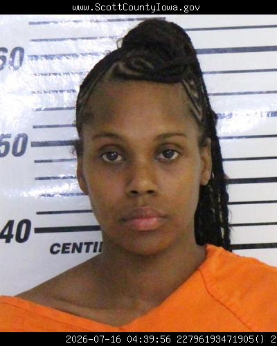 Booking photo of Dnaria Busby