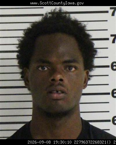 Booking photo of Martreaz Humphries