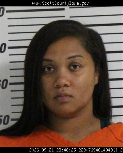 Booking photo of Lashaundria Ford