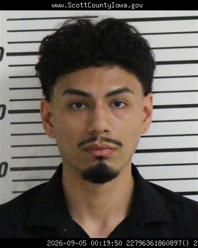 Booking photo of Julian Morales-vicuna