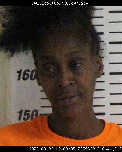 Booking photo of Larrissa Jones