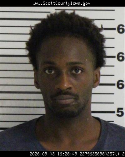 Booking photo of Elijah Cobb