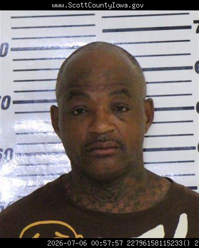Booking photo of Darrell Gilmore