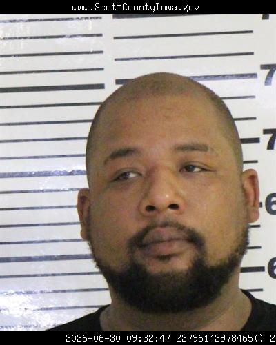Booking photo of Trae Edwards