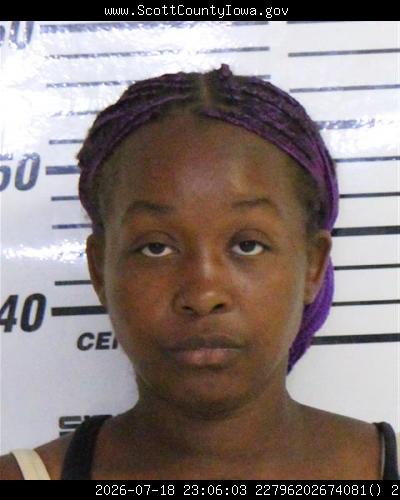 Booking photo of Danyell Brown