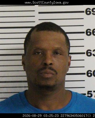 Booking photo of Deandre Miller