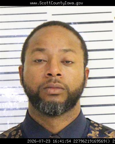 Booking photo of Darrques Rhoden