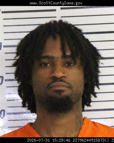 Deanthony Echols booking photo