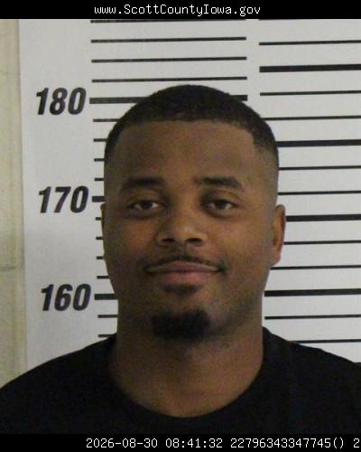 Booking photo of Diaaron Mcadams