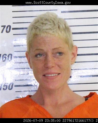 Booking photo of Lisa Lewis