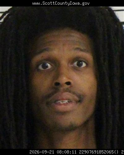 Booking photo of Jaden Readus