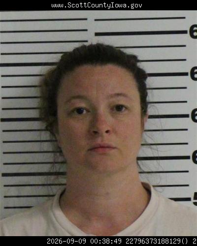 Booking photo of Aubrey Miller