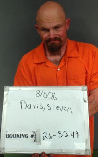 Booking photo of Steven Davis