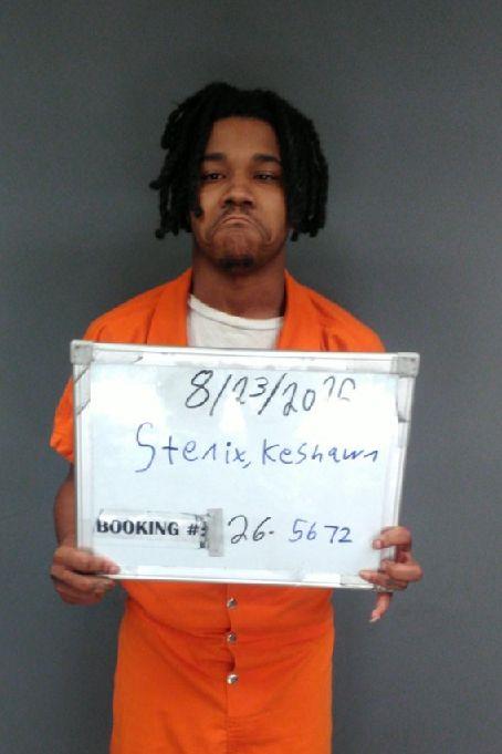 Booking photo of Keshawn Stenix