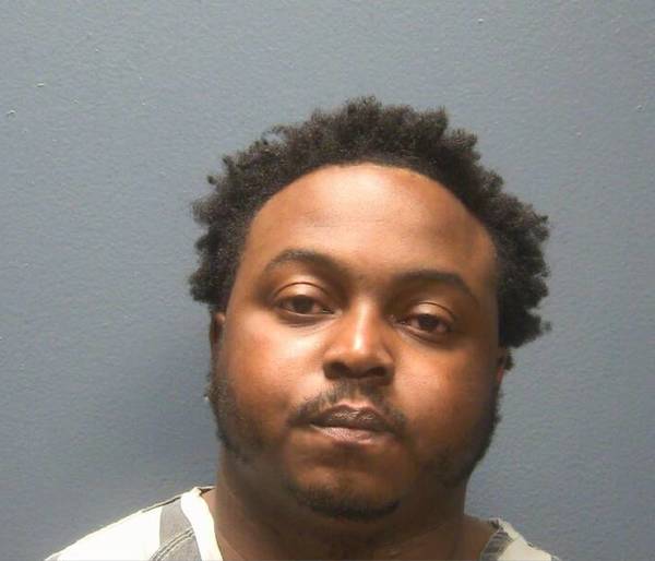 Booking photo of Zarendo Chambers