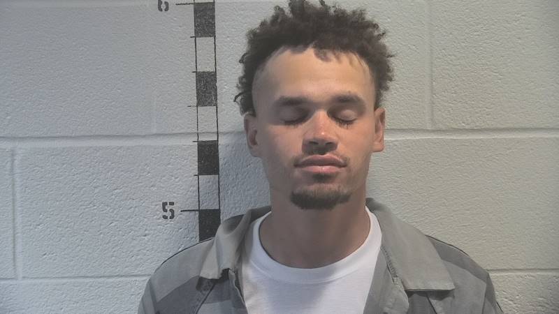 Booking photo of Jajaun Crittendon