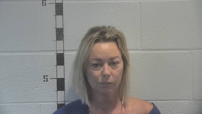 Booking photo of Elizabeth Judd