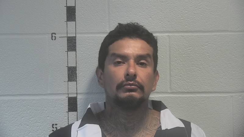 Booking photo of Jorge Flores