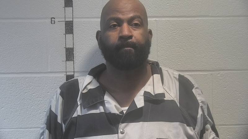 Booking photo of Leo Ellis