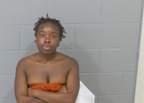 Booking photo of Yahniece Johnson