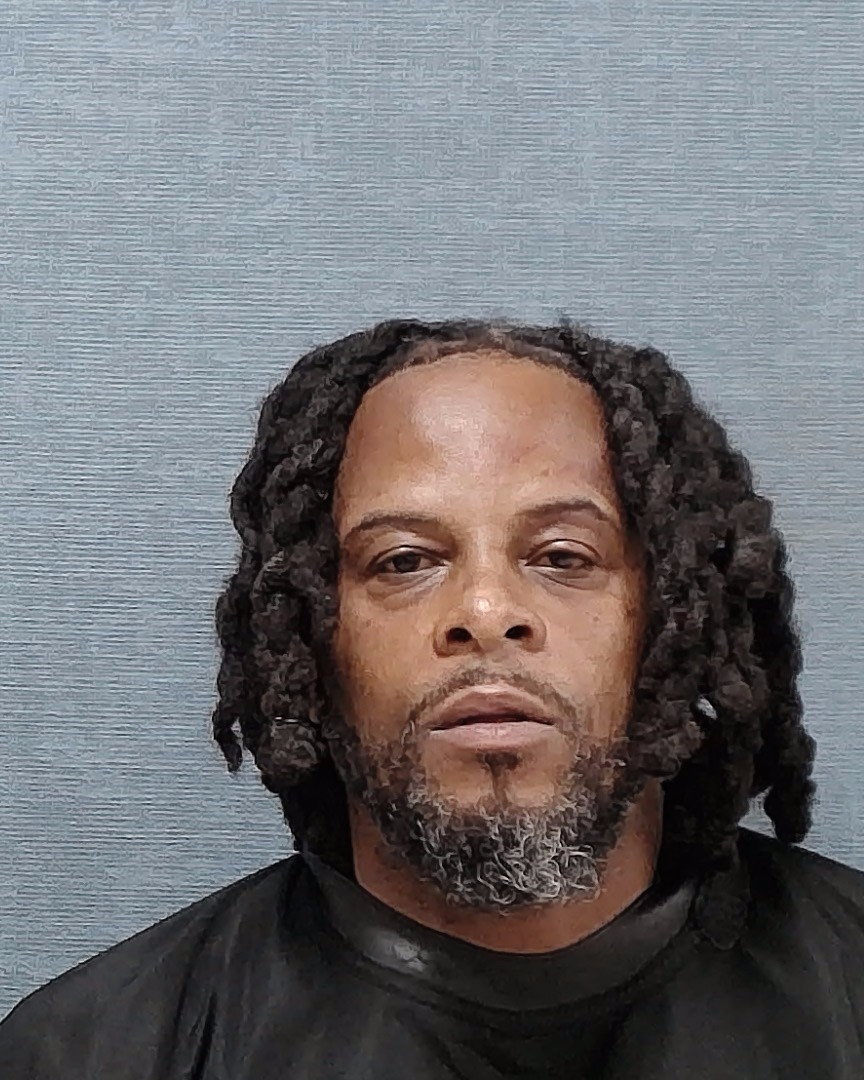 Booking photo of Michael Edward Sanders