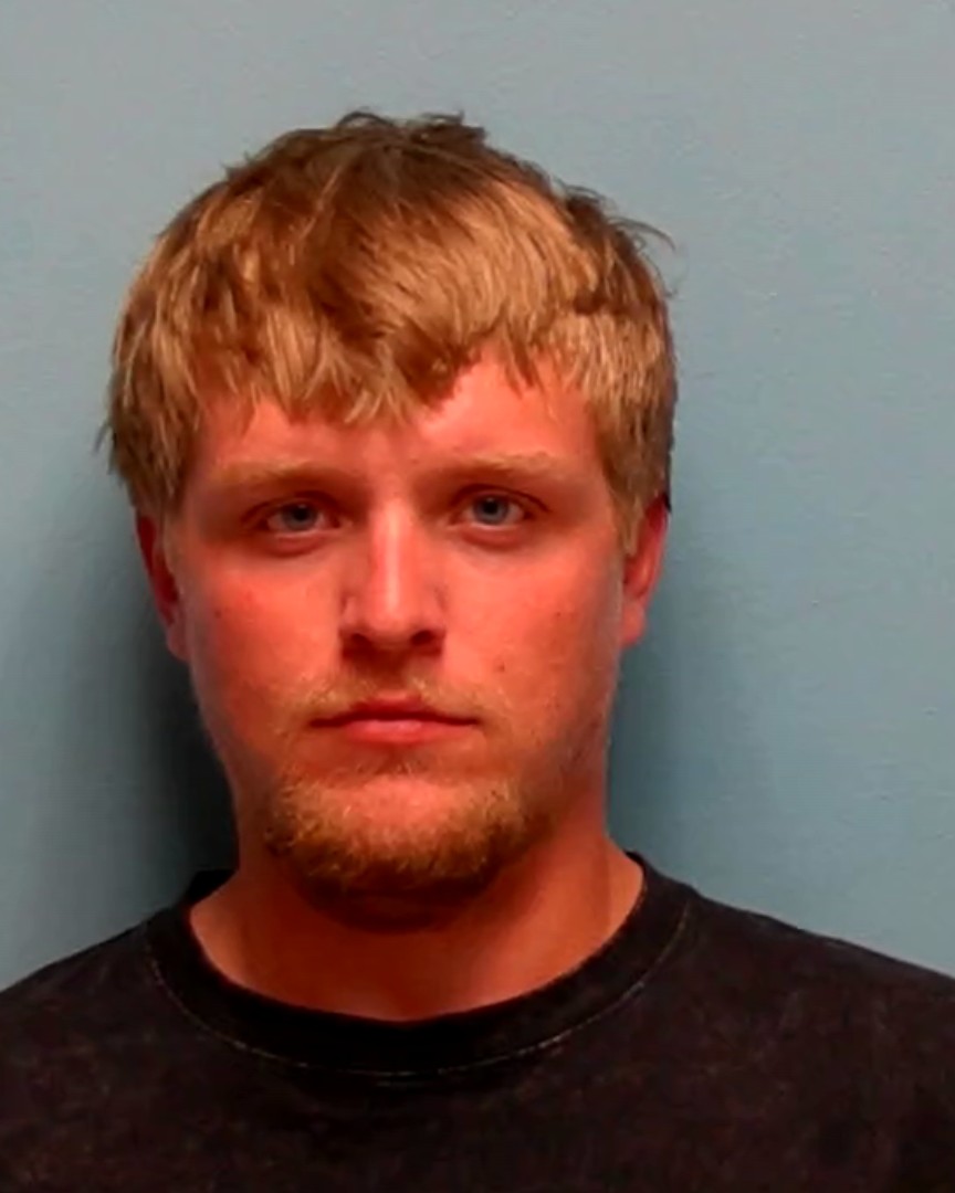 Booking photo of Hunter Leinen