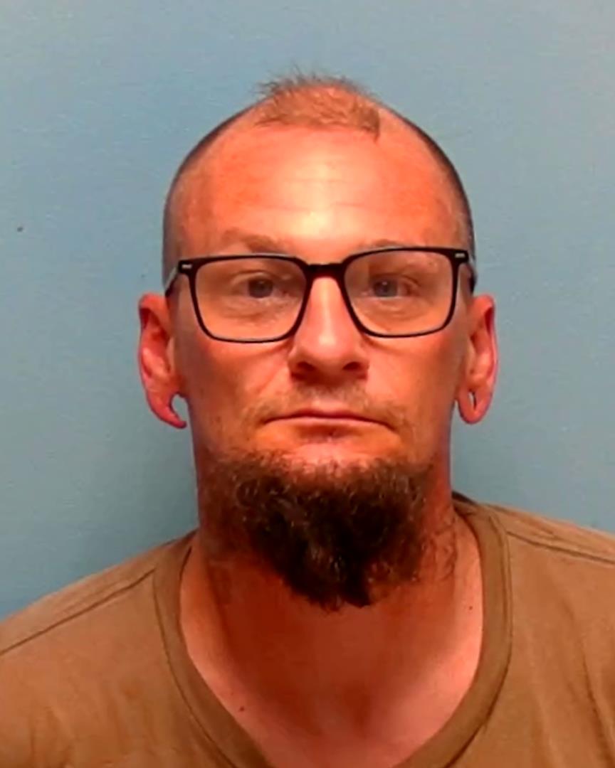 Booking photo of Russell Carlson