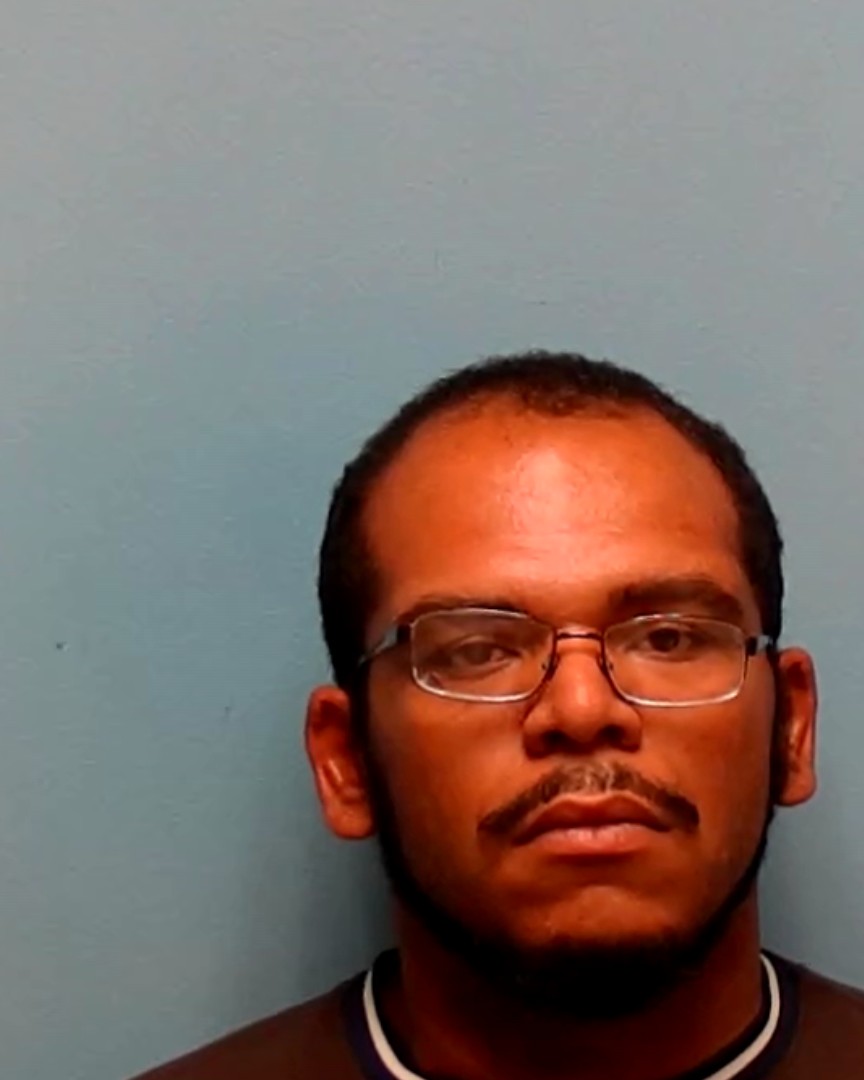 Booking photo of Donte Henry