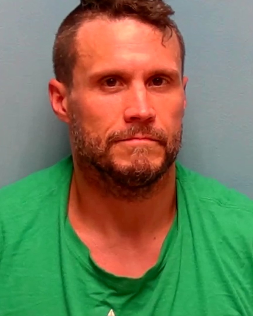 Booking photo of Robert Derosier
