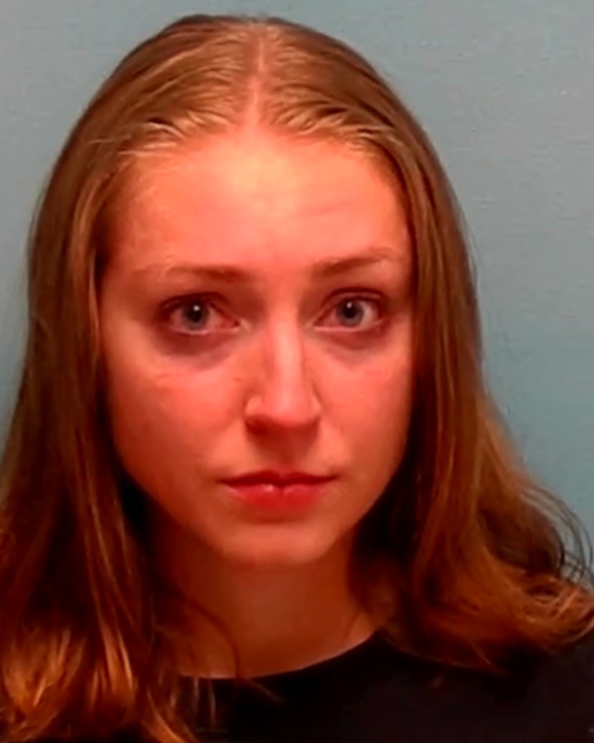 Booking photo of Ellie Macfarlane
