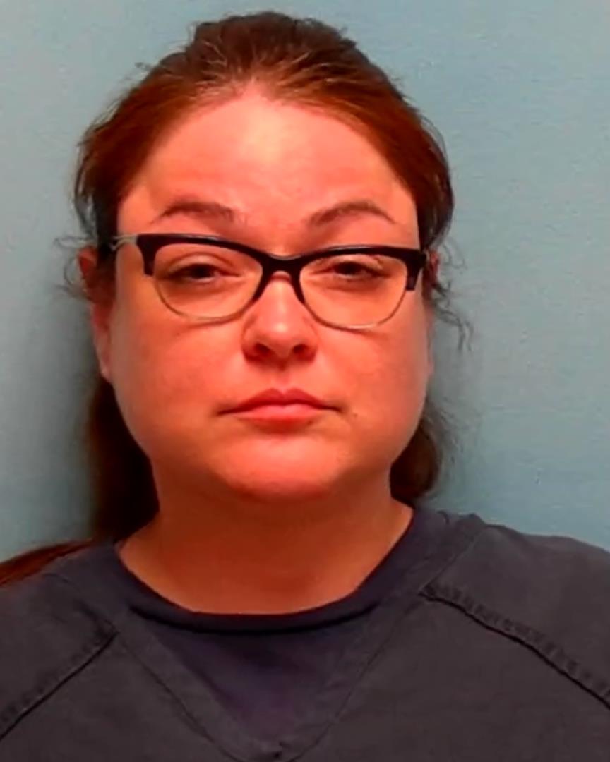 Booking photo of Jennifer Lynch