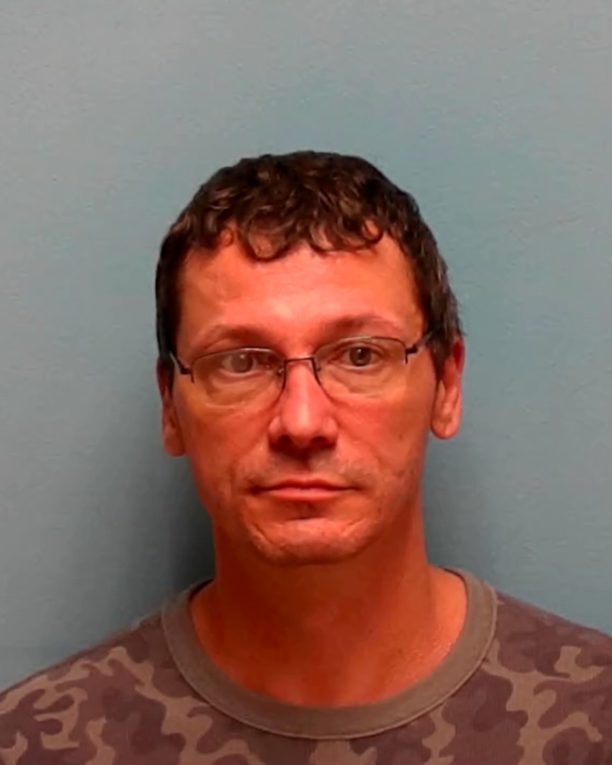 Booking photo of Jamie Hansen