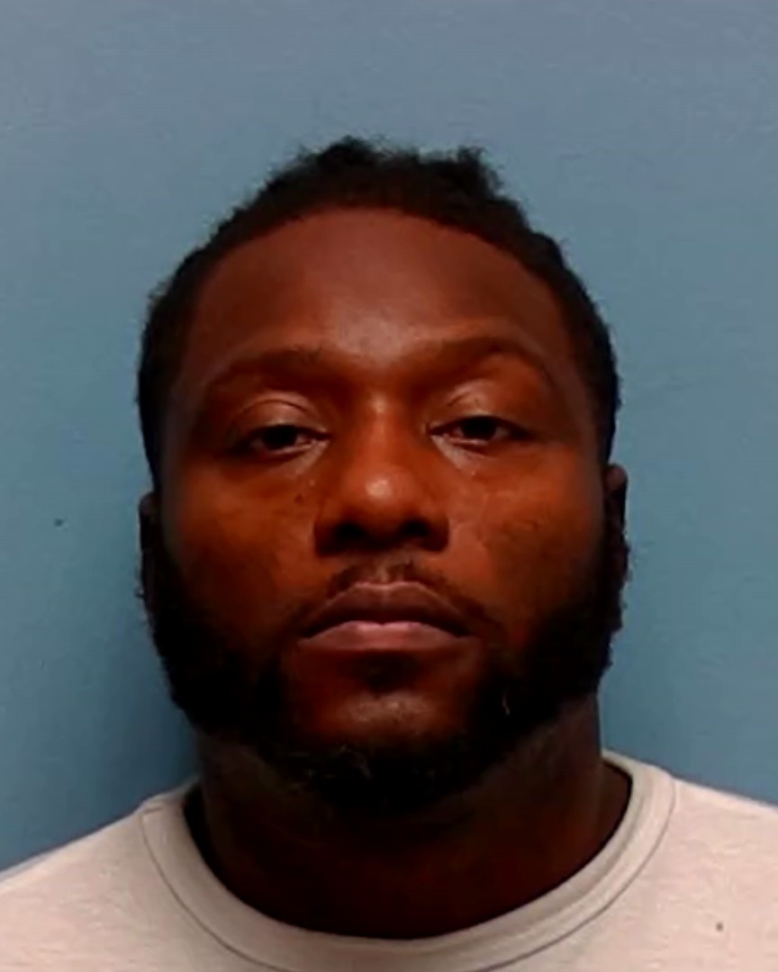 Booking photo of Brandon Peterson