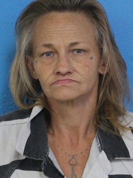 Booking photo of Evelyn Neff