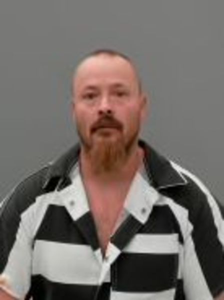 Travis Eades booking photo