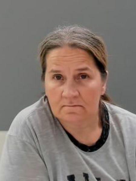 Booking photo of Pauline Dean