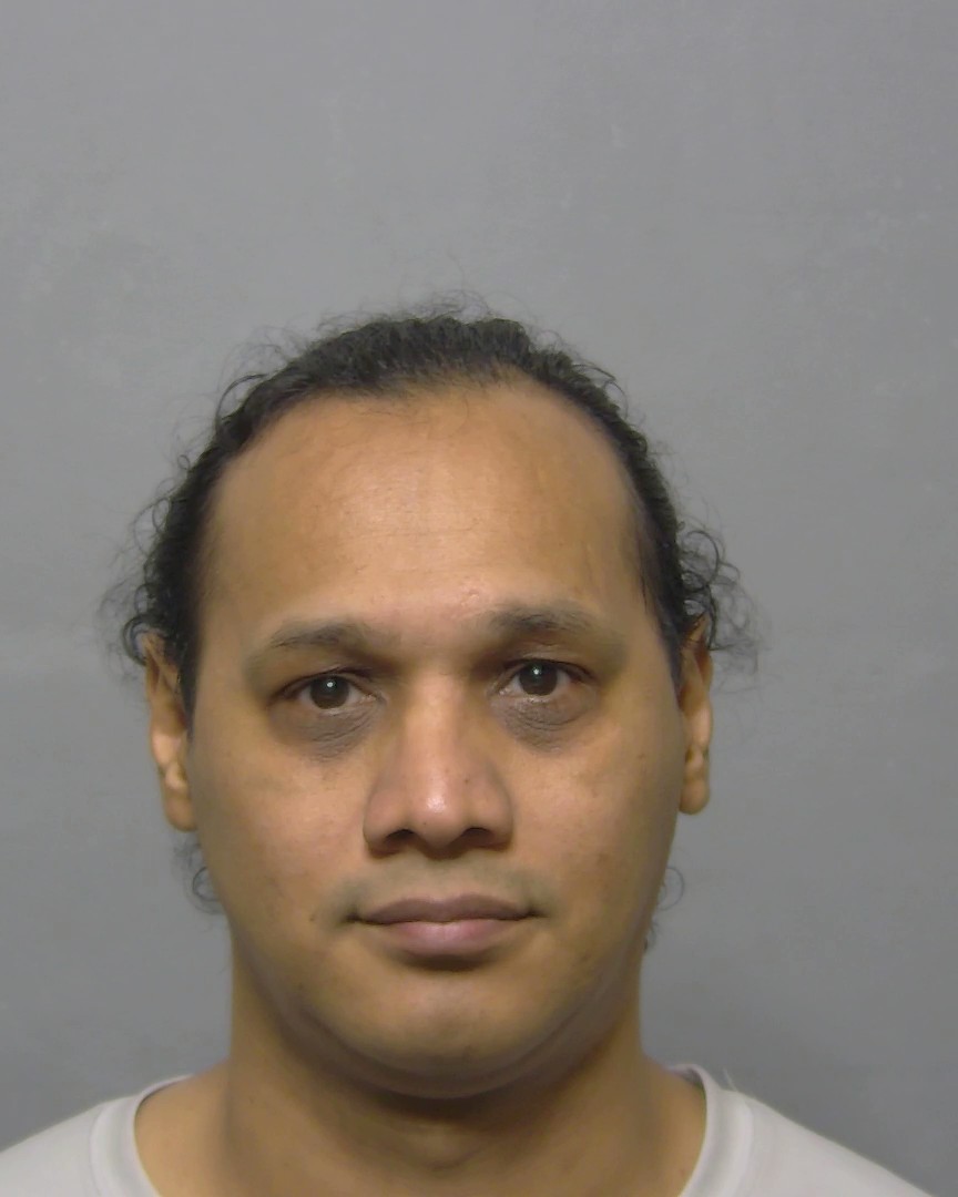Booking photo of Leonardo Abalos
