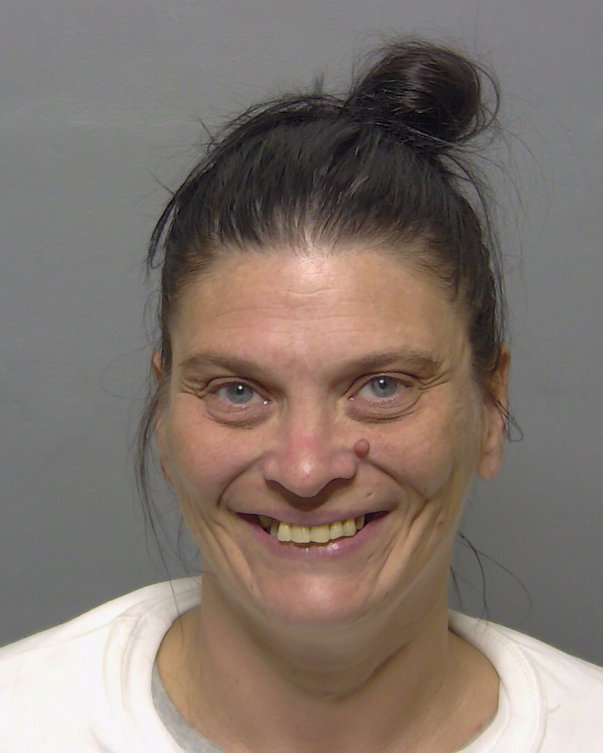 Booking photo of Shawna Suggs