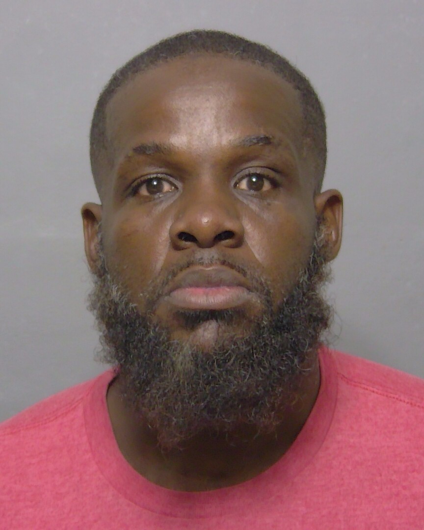 Booking photo of Terrence Avant