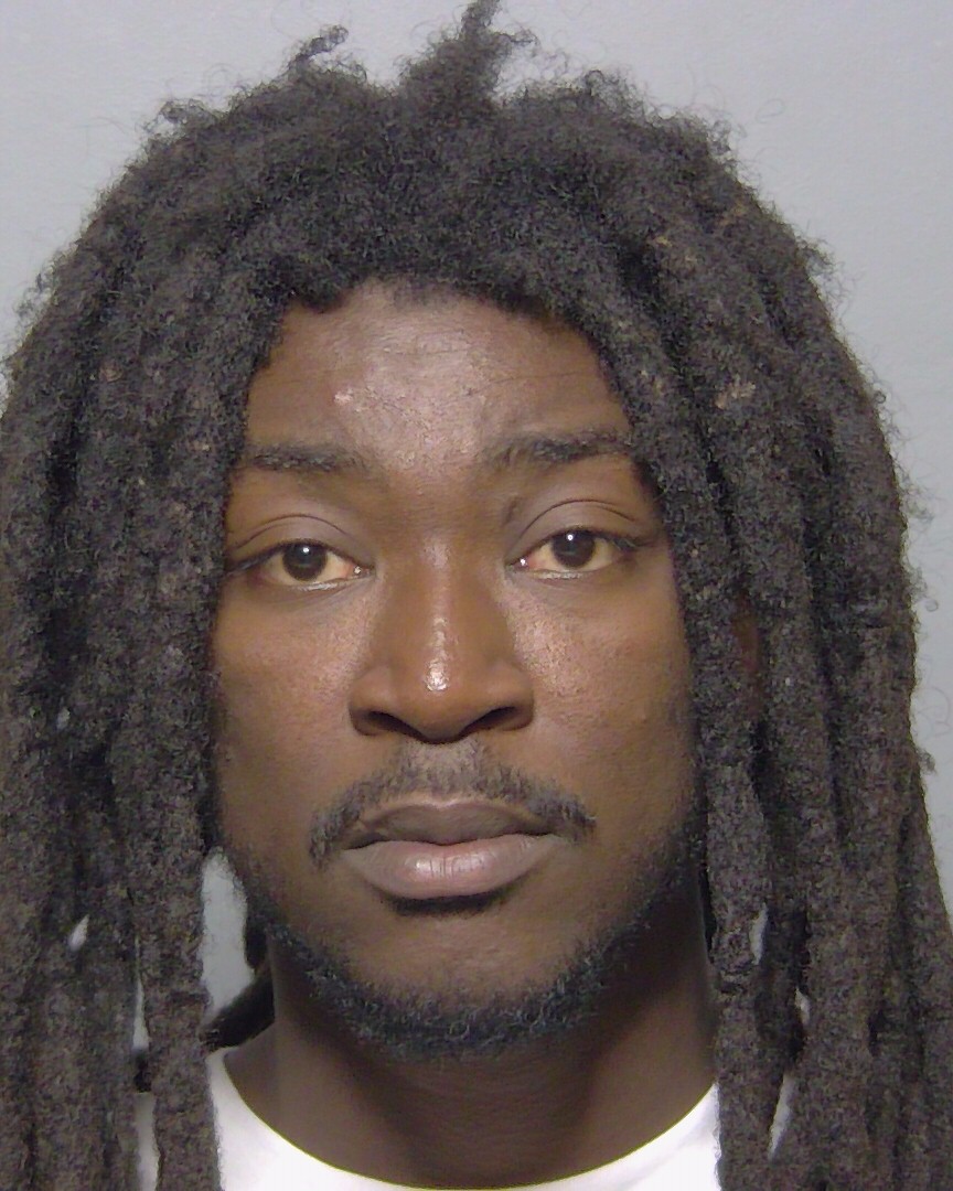 Booking photo of Edenson Previus