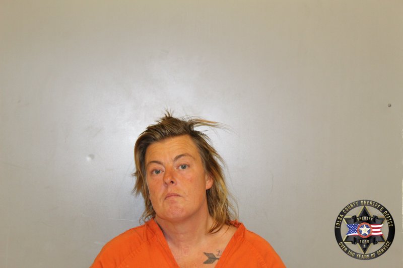 Booking photo of Lisa Vickery