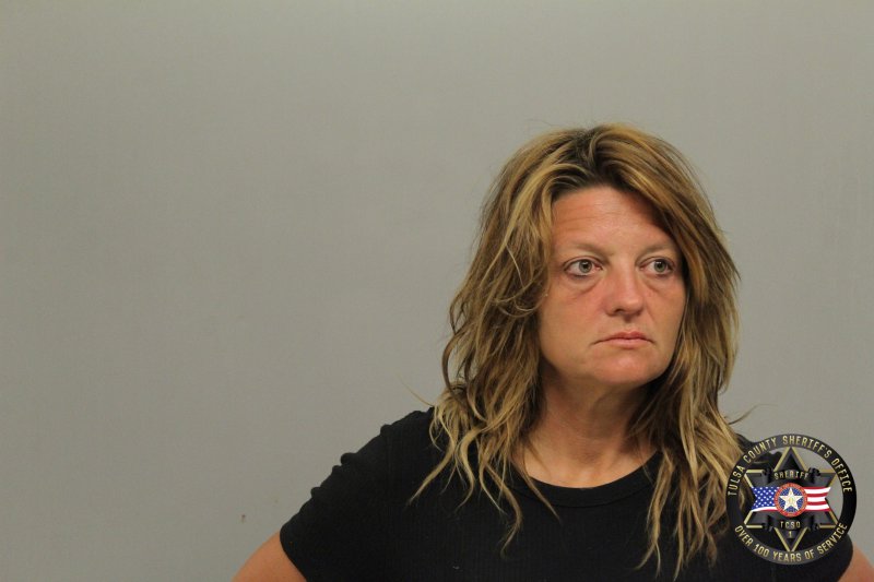 Booking photo of Roxanne Sinex