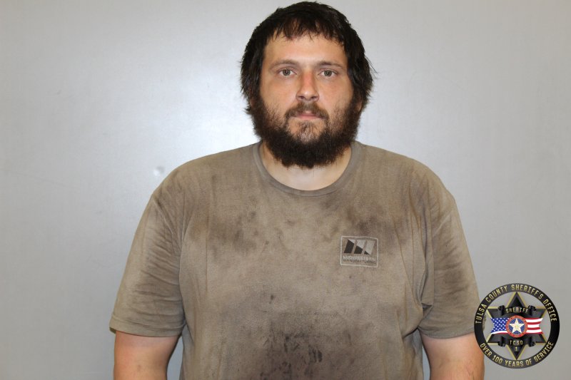 Booking photo of Gregory Hollingshead