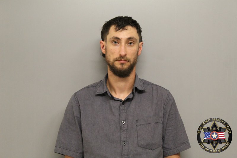 Booking photo of Dakota Maddux