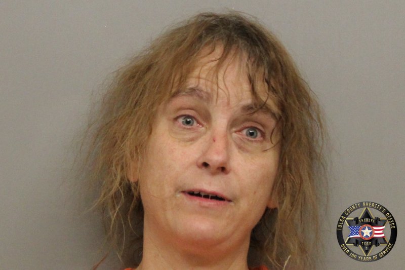 Booking photo of Angela Lewis