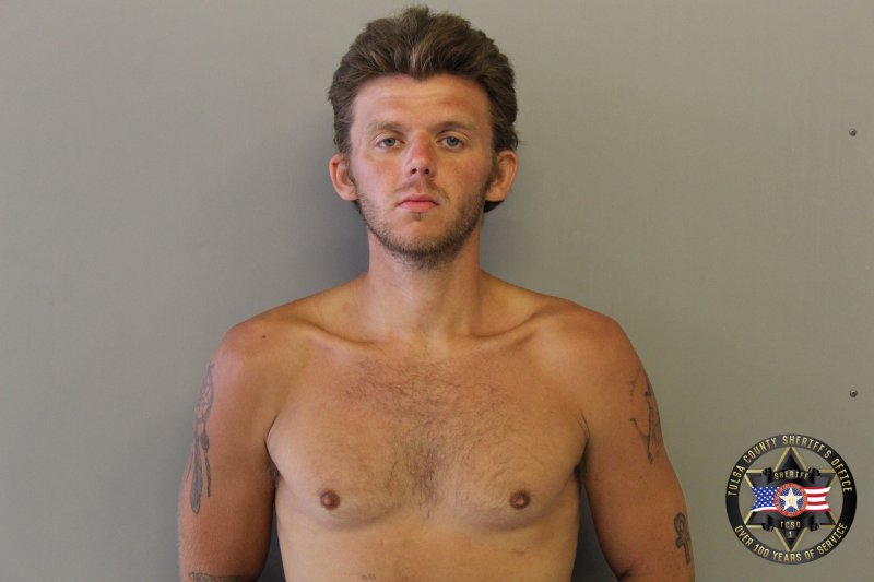 Booking photo of Derrick Dubbs