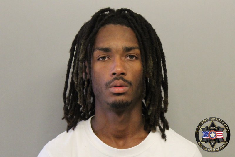 Booking photo of Trashawn Pyles