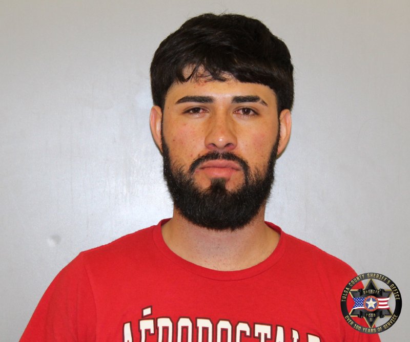 Booking photo of Yahir Saldivar